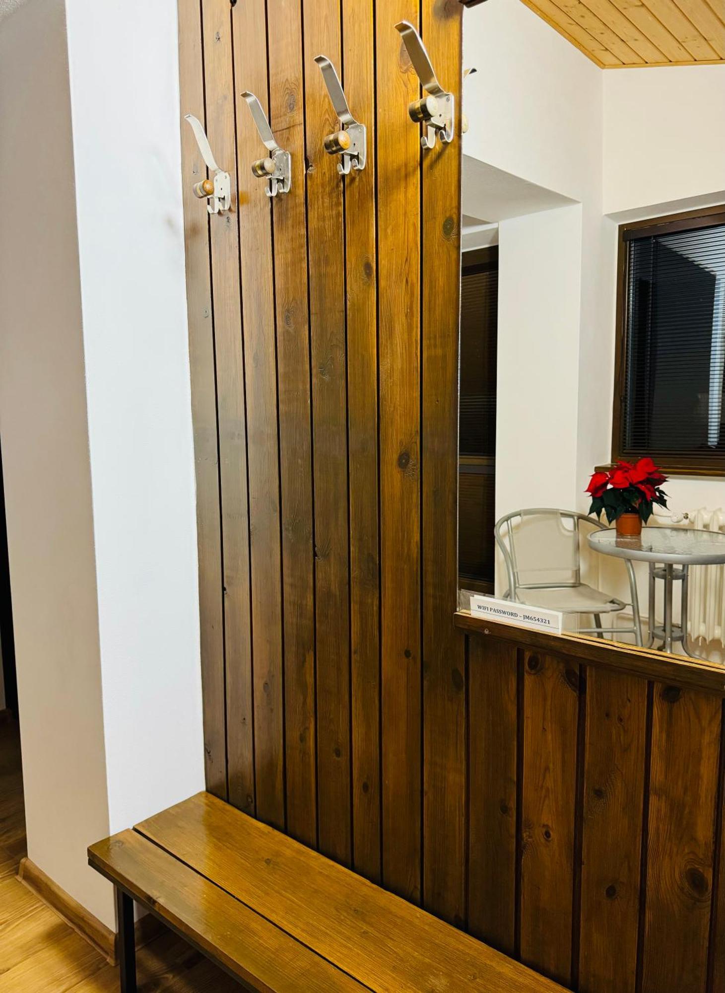 Penzion Familia Antol Liptovský Mikuláš Exteriör bild