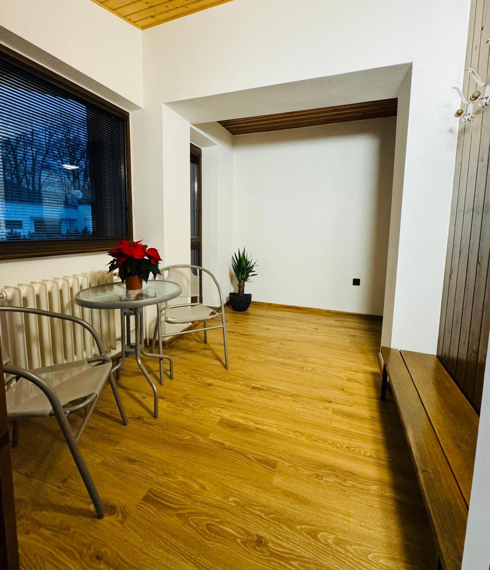 Penzion Familia Antol Liptovský Mikuláš Exteriör bild