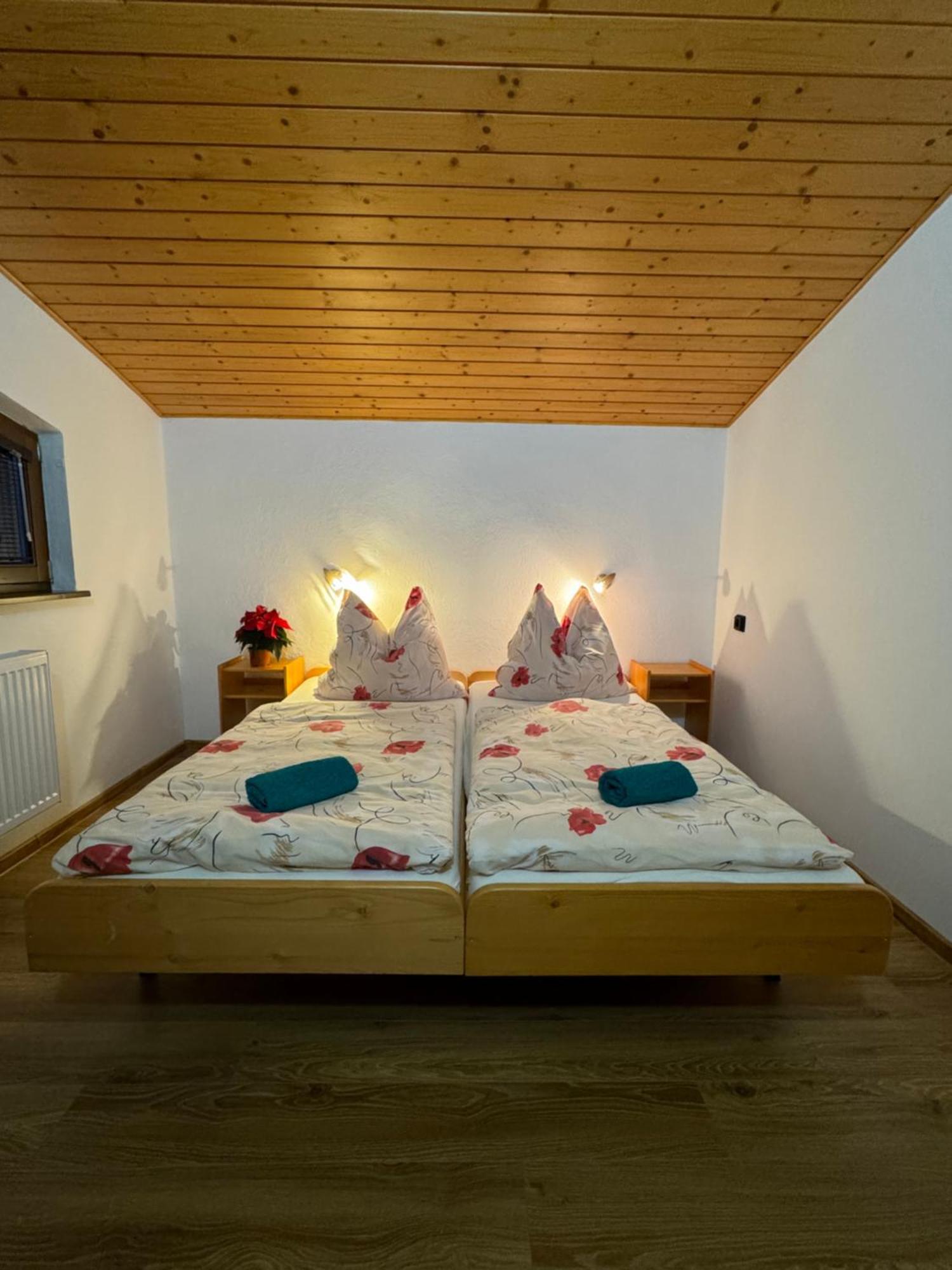 Penzion Familia Antol Liptovský Mikuláš Exteriör bild